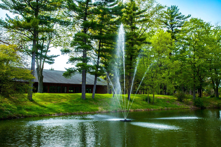 Scott Clover 1 1/2 HP Large Pond Fountain Scott