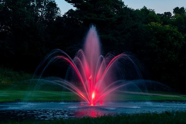 Kasco Classic Fountain for Hotels and Large Ponds with Lights Fountain Mountain 